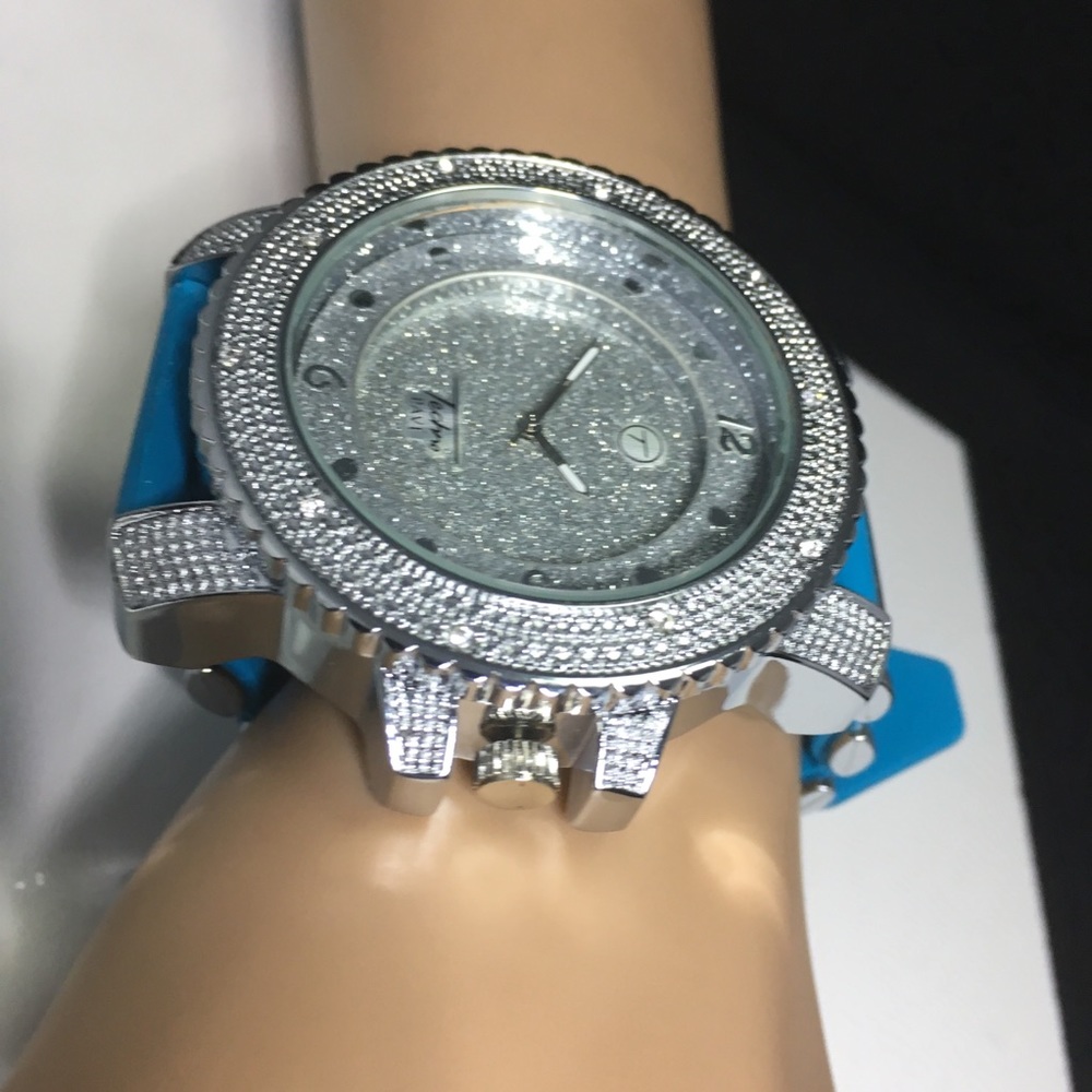 Watch - Picture 6 of 7